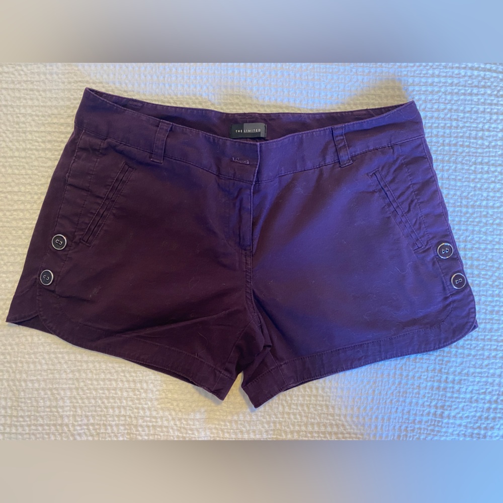 The Limited 3” chino shorts